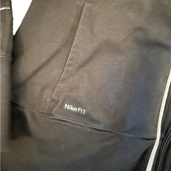 Vintage NikeFit Black Nike Jacket - Picture 3 of 6